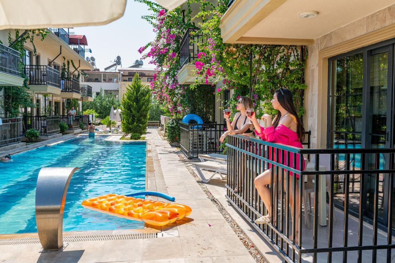 Yasam Park Apart Hotel - Fethiye Calis Beach Esterno foto